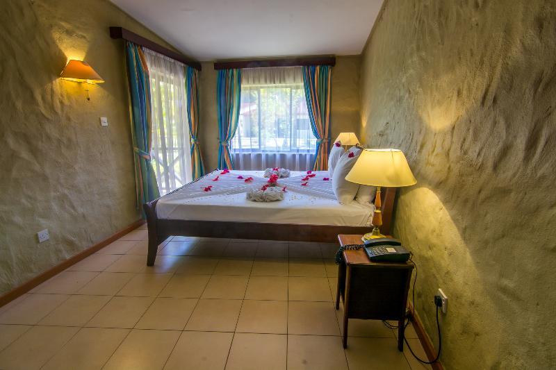 Resort Berjaya Praslin 3*
